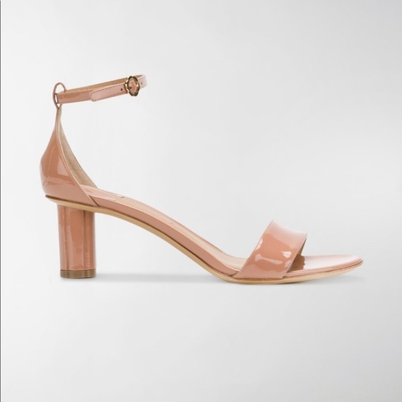 Ferragamo Tursi Bow Bush Patent Sandals - Picture 3 of 9